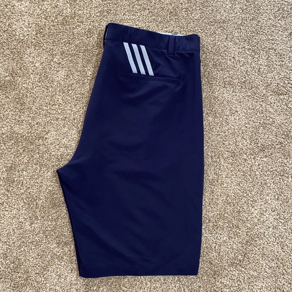 Men’s Adidas Climalite Golf Shorts - Picture 4 of 7